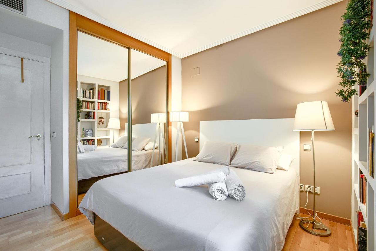 Apartamento En Chamberi Con Piscina - Lovely Apartment In The City Center With Swimming Pool Madrid Eksteriør bilde